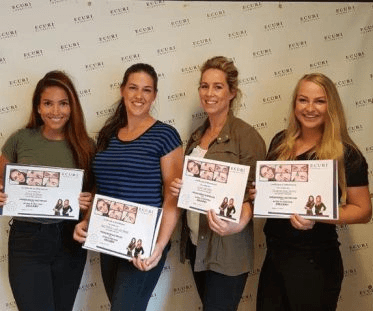 Medewerkers hebben certificaat masterclass Powder brows behaald