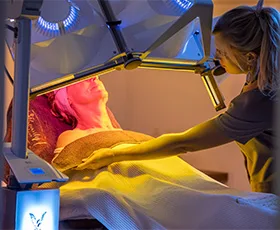 ELT lichttherapie behandeling voor het verbeteren van de huid