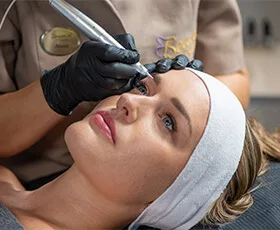 PMU of te wel permanente make up voor de wenkbrauwen